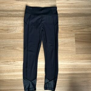Lululemon Luxtreme Legging
Color: Black
Size: 4